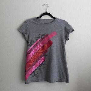 ✨SOLD✨ Nike Medium Gray and Pink Graphic T-shirt